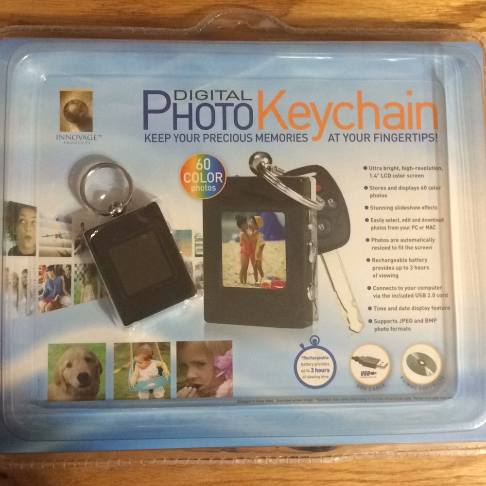 Digital Photo Keychain. Great for grandparents!